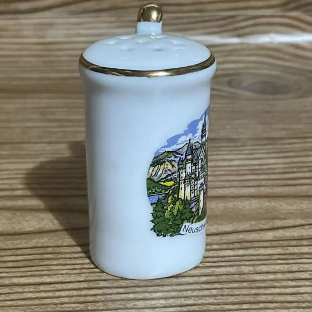Vintage Mini Beer Stein Salt & Pepper Shakers Made In‎ Germany Neuschwanstein